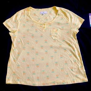 I am selling a pajama shirt extra-large